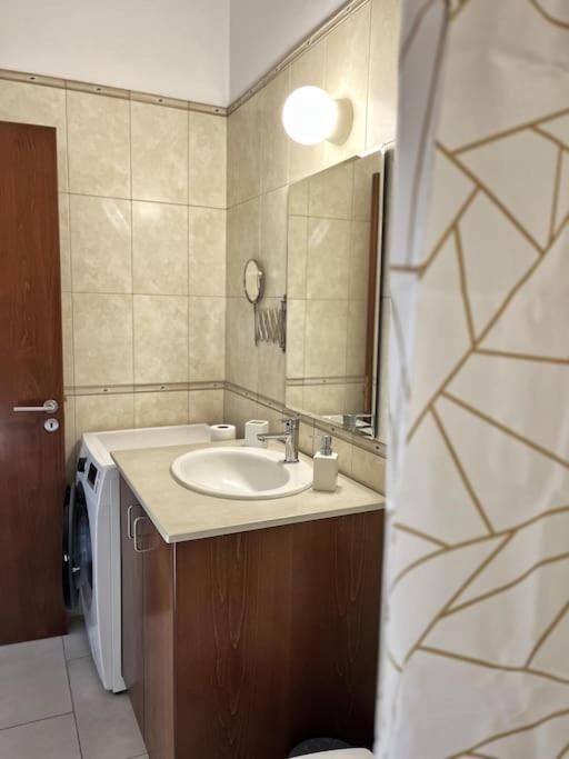 Teo Apartment Paphos Extérieur photo