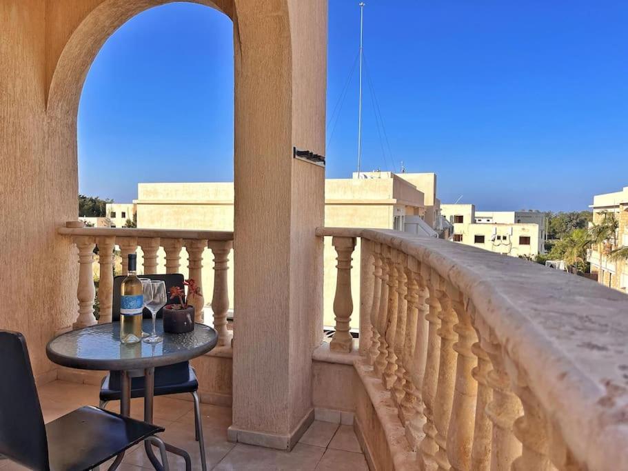 Teo Apartment Paphos Extérieur photo