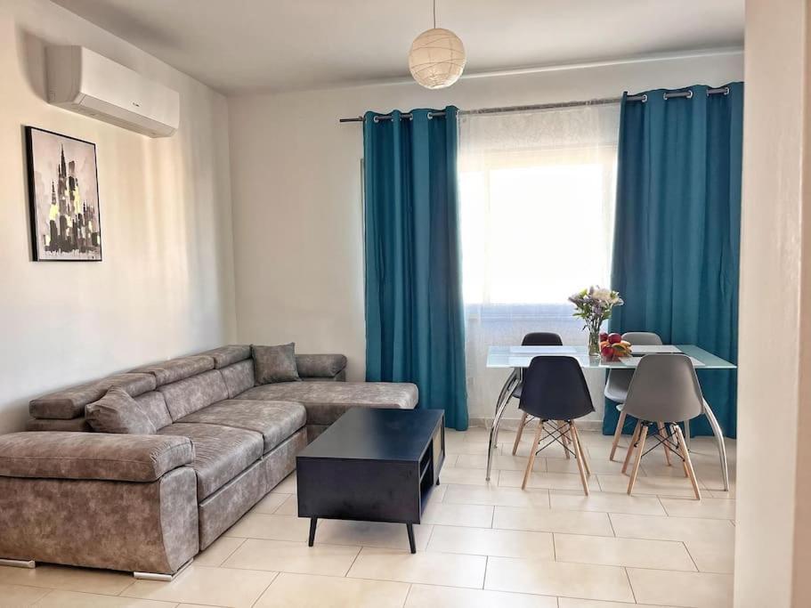 Teo Apartment Paphos Extérieur photo