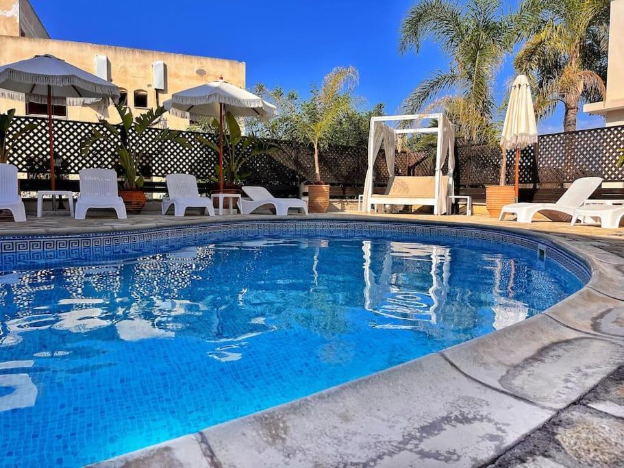 Teo Apartment Paphos Extérieur photo